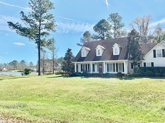 4th image of 4438 Sweetheart Cir