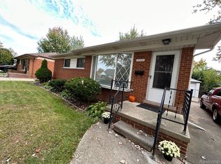21536 Share St, Saint Clair Shores, MI