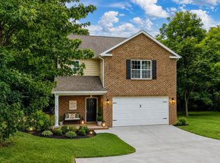 327 Brown School Rd, Maryville, TN 37804