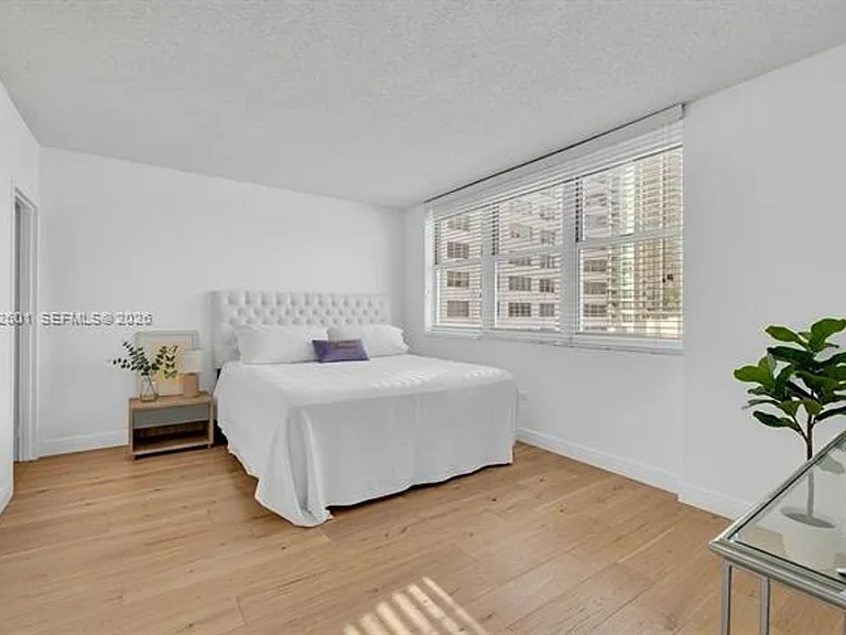 801 Brickell Bay Dr #1262 — Photo 9