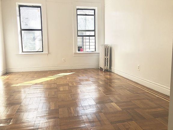 3rd image of 3273 Parkside Pl APT 6C