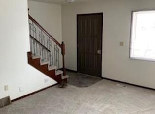 640 3rd St APT 1, Waukee, IA 50263