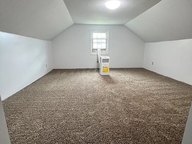 1219 East Dr — Photo 37