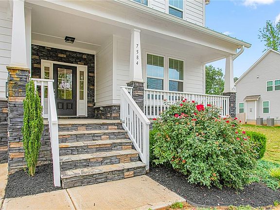 2nd image of 7584 Cypress Dr