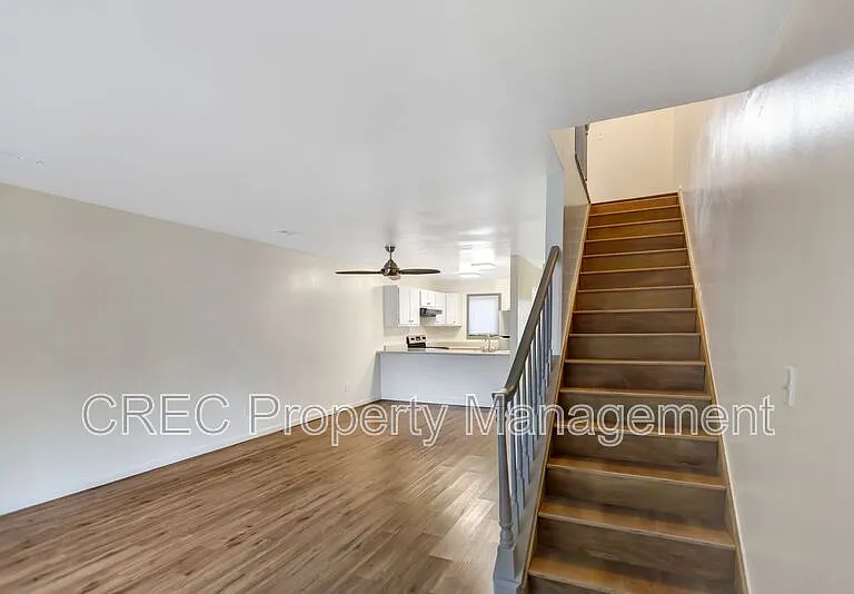 4419 Great Oak Dr — Photo 4