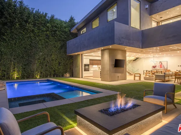1845 Coldwater Canyon Dr, Beverly Hills, CA 90210