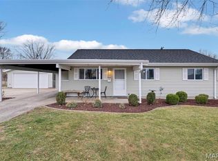 6 Saint Paul Ct, O'Fallon, MO 63366