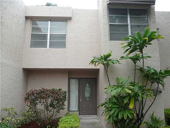 4th image of 9401 Live Oak Pl APT 103