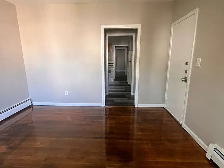 143 Enfield St #B2 — Photo 2