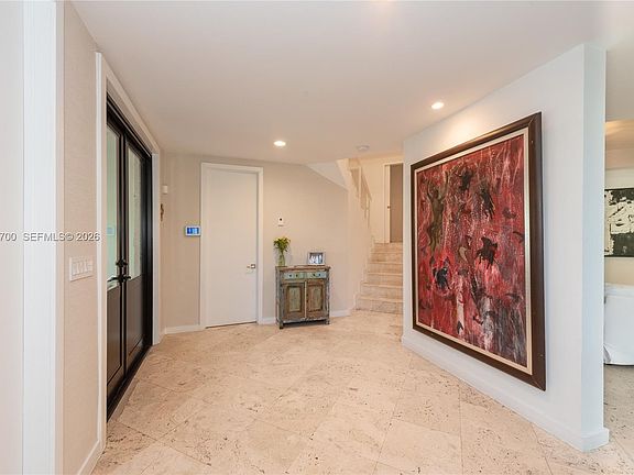 4th image of 650 Curtiswood Dr