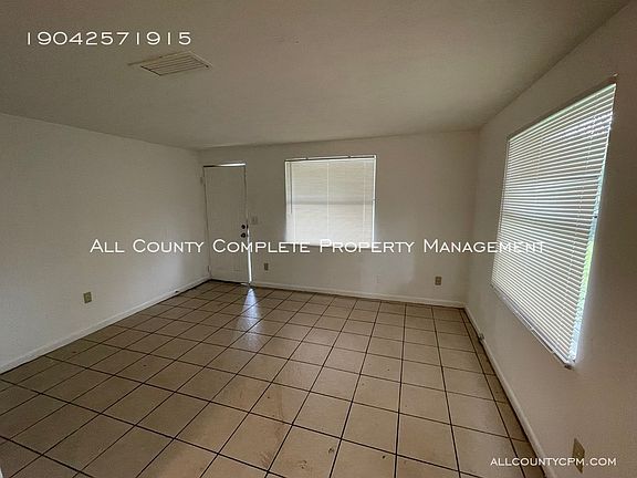 3rd image of 2863 W 6th St