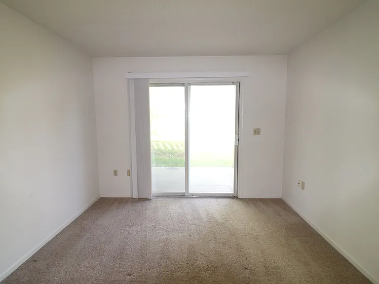 812 W Main St #4 — Photo 10