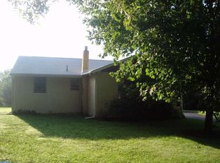 2057 Hillside Ave, Feasterville Trevose, PA 19053