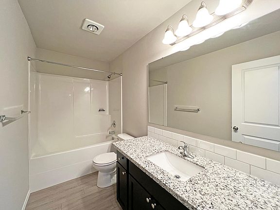 4th image of 17804 79th Avenue Ct E