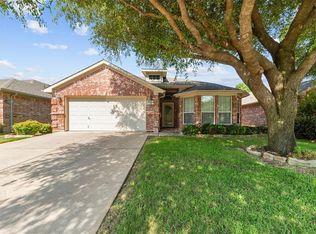1826 Manor Ridge Way, Fort Worth, TX 76120