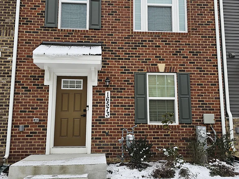 16573 Fife Way — Photo 4