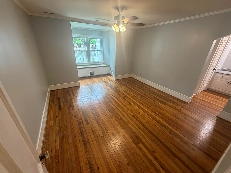 213 Haynsworth St — Photo 20