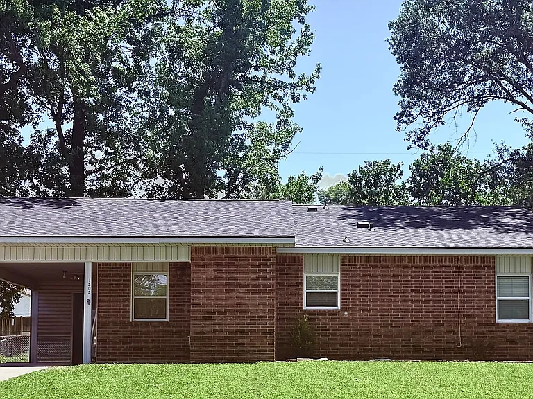 1503 M Cir — Photo 1