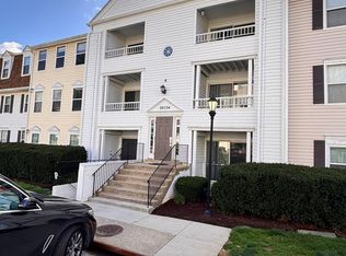 20334 Beaconfield Ter APT 301, Germantown, MD 20874