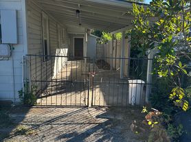 150 Tommins Ave, San Antonio, TX