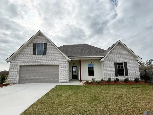 1554 Old Tucson Ave, Zachary, LA 70791
