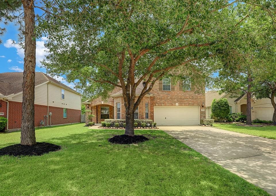1st image of 5014 Parkcanyon Ln