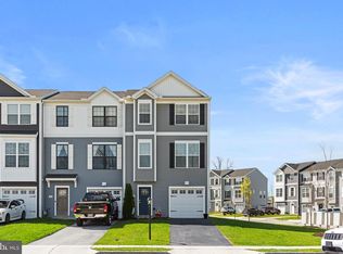 144 Overlook Dr, Hanover, PA 17331