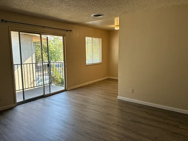 145 Camellia Way — Photo 2