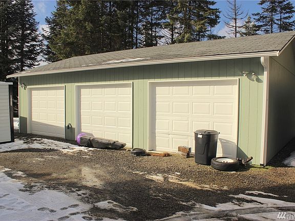 3rd image of 9138 176th Ave SW