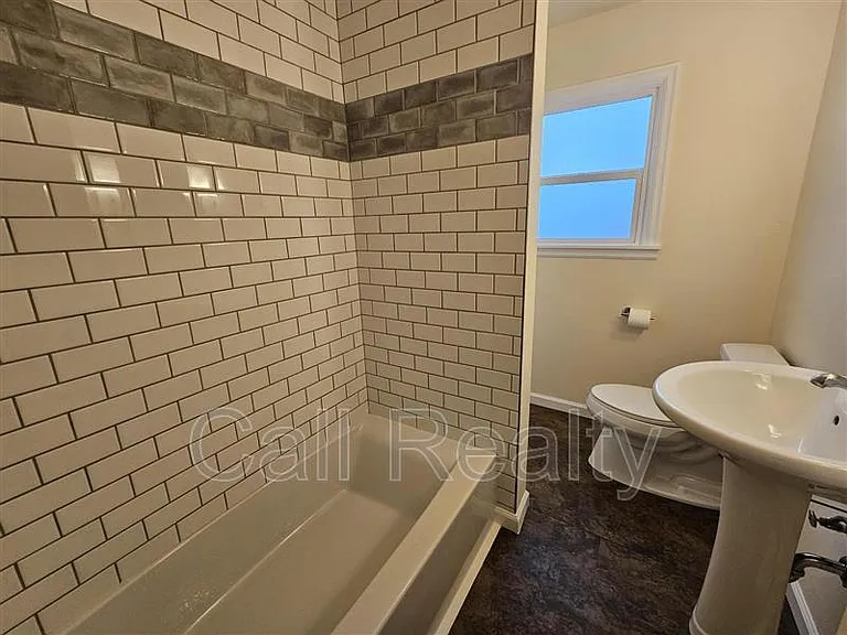 4723 N Cedar St — Photo 9