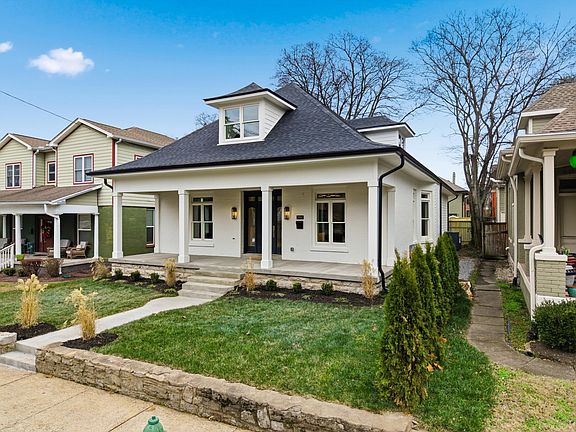 2nd image of 1014 Villa Pl