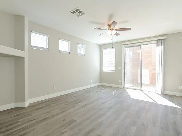 697 Fragrant Sage Ct — Photo 6