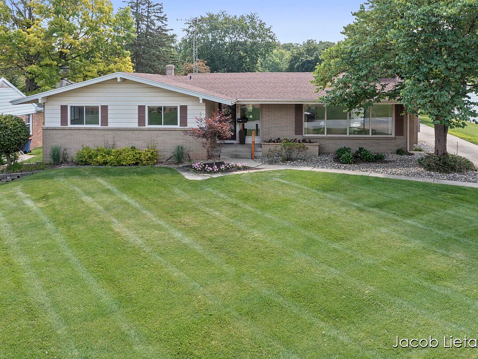 1st image of 1850 Millbrook St SE