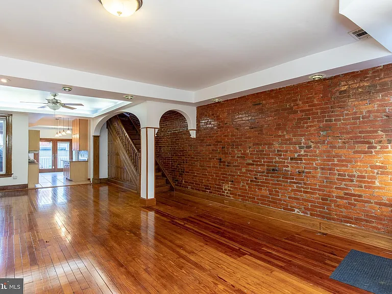 33 Randolph Pl NW — Photo 9