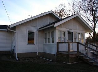 209 E State St, Baxter, IA 50028