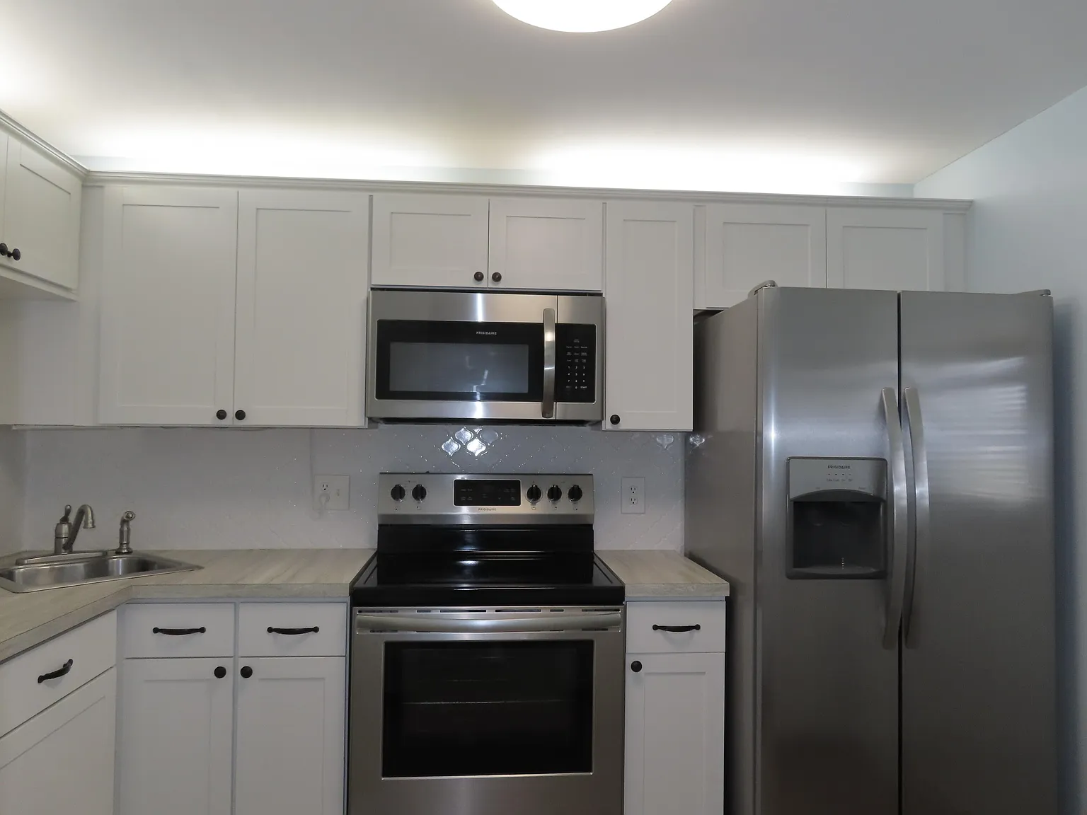 1 bed, 1.5 bath, 850 sqft, $2,175 — Photo 3
