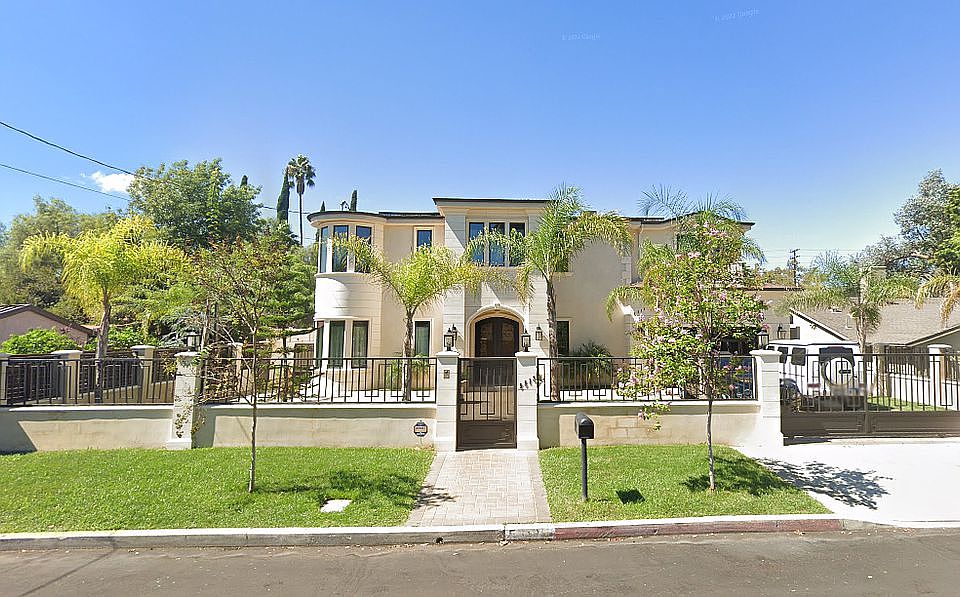 1st image of 5513 Murietta Ave