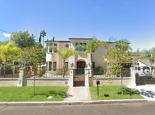 5513 Murietta Ave, Van Nuys, CA 91401