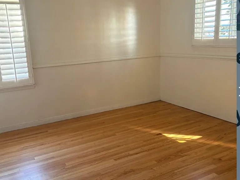 9703 Richeon Ave — Photo 6