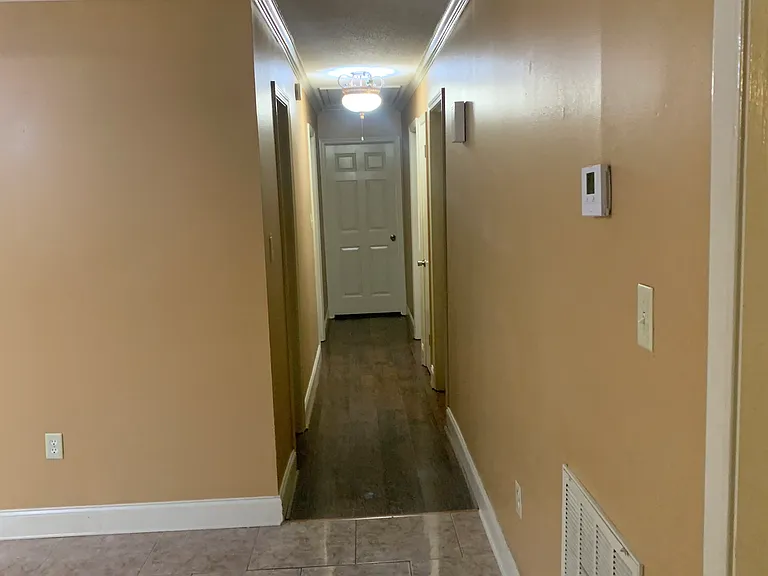 516 Susan Dr — Photo 13
