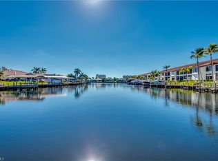 1200 El Dorado Pkwy W, Cape Coral, FL 33914