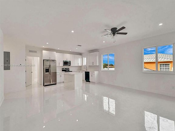 2nd image of 2631 E 7th Ave #2631