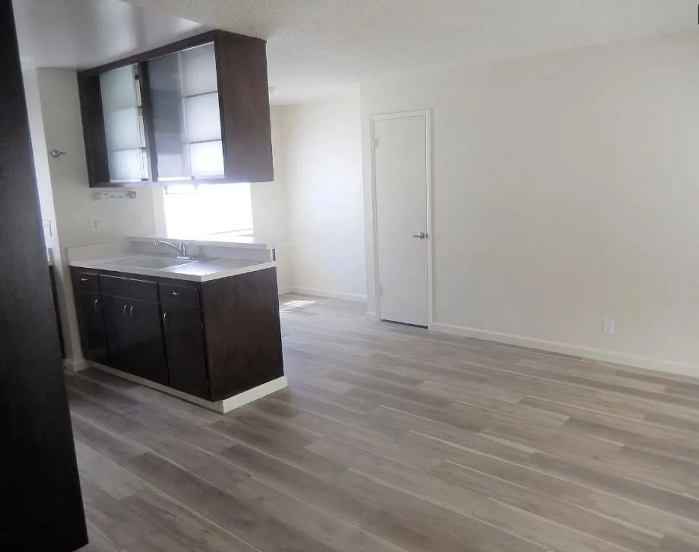 $2295 - Downstairs 1 Bd / 1 Ba Willow Glen Apartment — Photo 4