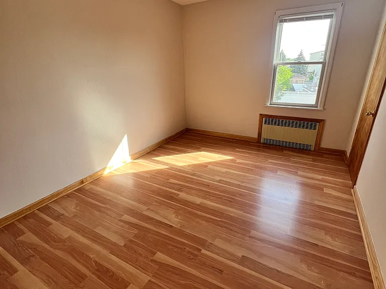 62 Stein Ave #2B — Photo 5