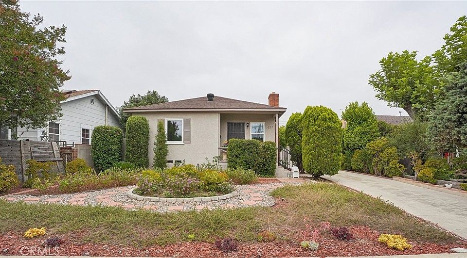 1st image of 3227 E Del Mar Blvd