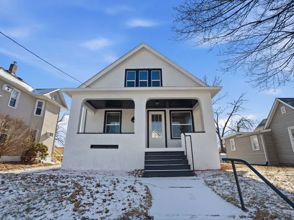 1638 20th Ave, Moline, IL 61265