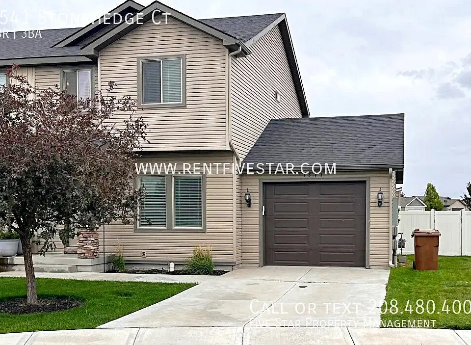 1541 Stonehedge Ct