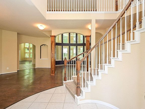 4th image of 11203 Cypress Way Dr