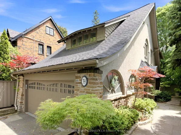 39 Glengowan Rd, Toronto, ON M4N 1G1