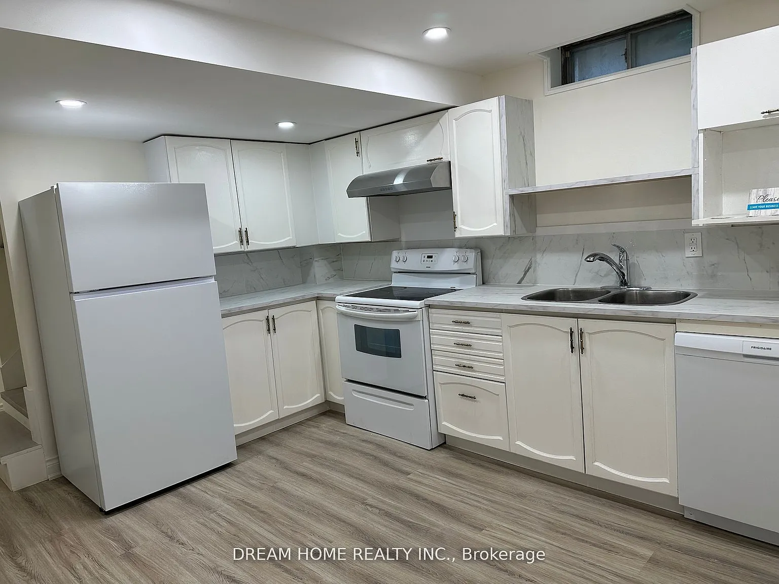 2 bed, $2,000 — Photo 3